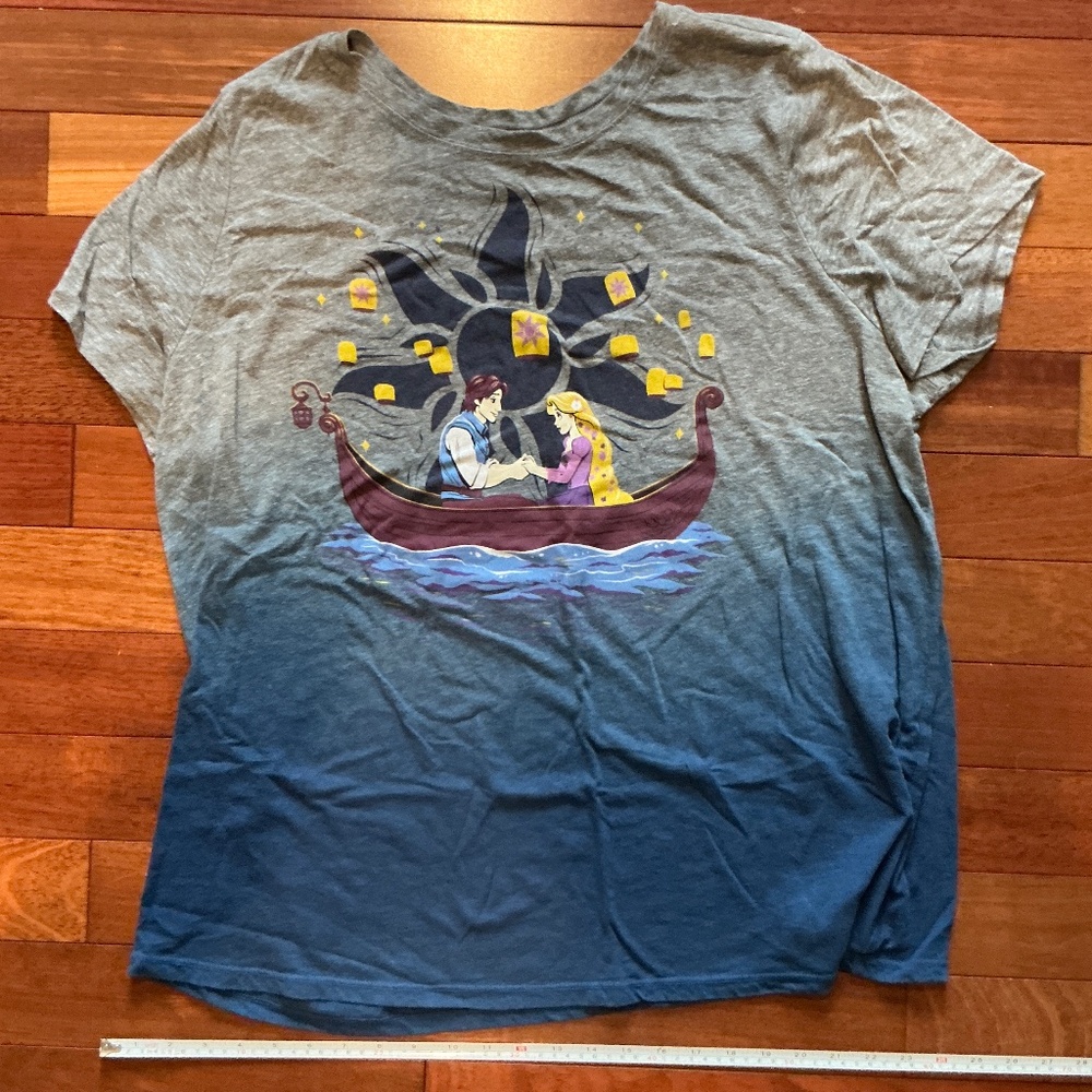 Disney Princess Rapunzel Tangled Lantern T-shirt, Plus Size 3